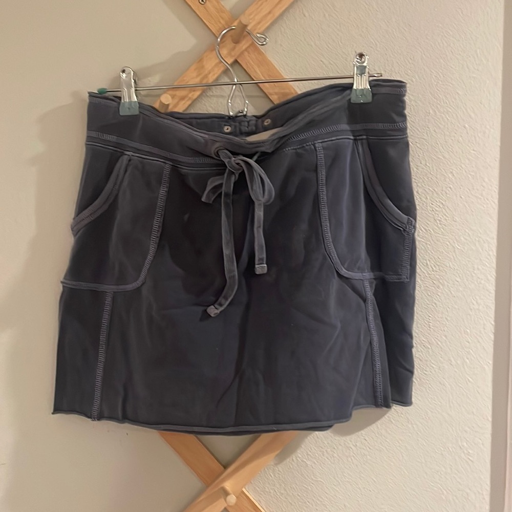 GAP cozy mini skirt.  Sweatshirt material with drawstring waist and pockets